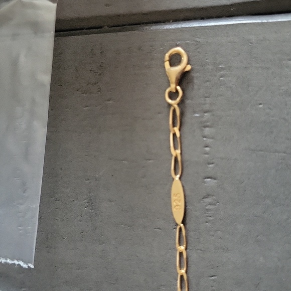 Brand new 18K Gold Mini Initial Custom Bracelet either for nns or snn - Picture 7 of 9